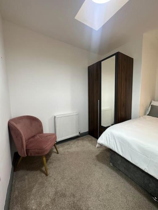 Apartment Modern 2 Bed Flat In City *